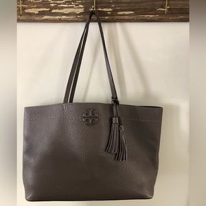 Tory Burch gray calf leather McGraw, med. tote bag with tassels, pebbled leather